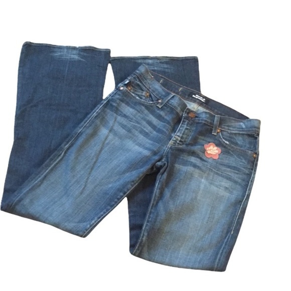 Rock & Republic Denim - ROCK & REPUBLIC Women’s Jeans
